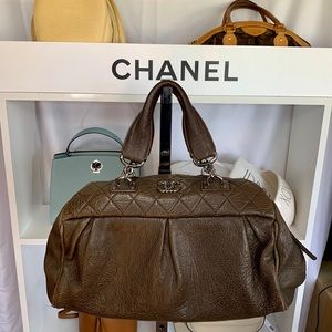 SALE!!! CHANEL Classic CC BowlerBoston.